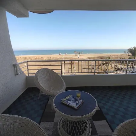 Amanecer Frente Al Mar Apartamento